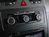 Volkswagen Caddy (2013) Comfortline 1.6 TDI, 5Míst, SR - náhled 15