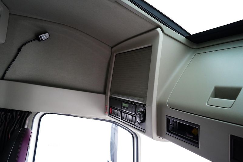 Volvo FM (2022) 460 / E 6 / ACC / PEŁNY ADR /  - fotka 38 z 47