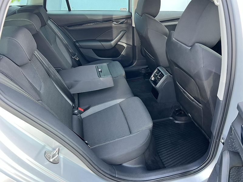 Škoda Octavia (2022) 1.5TSI 110kW DSG STYLE  - fotka 10 z 22