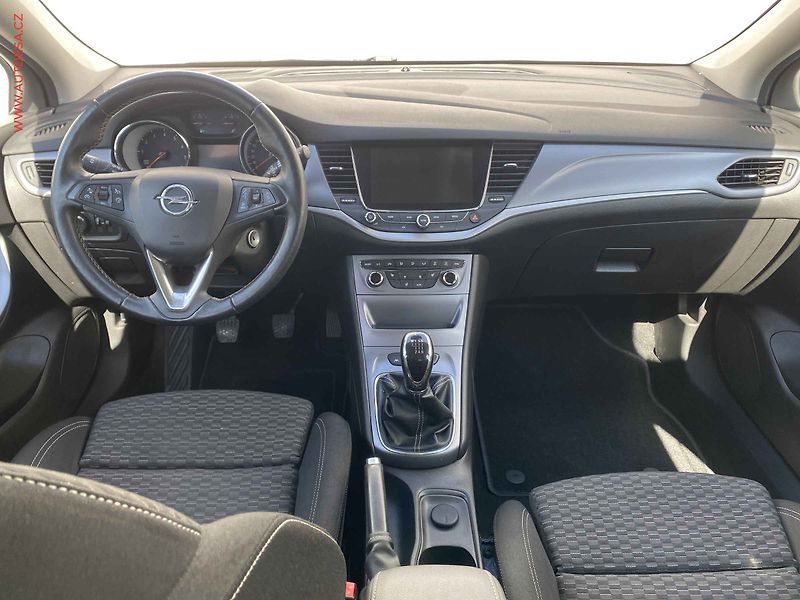 Opel Astra (2017) 1.4T, Edition, navi - fotka 8 z 18