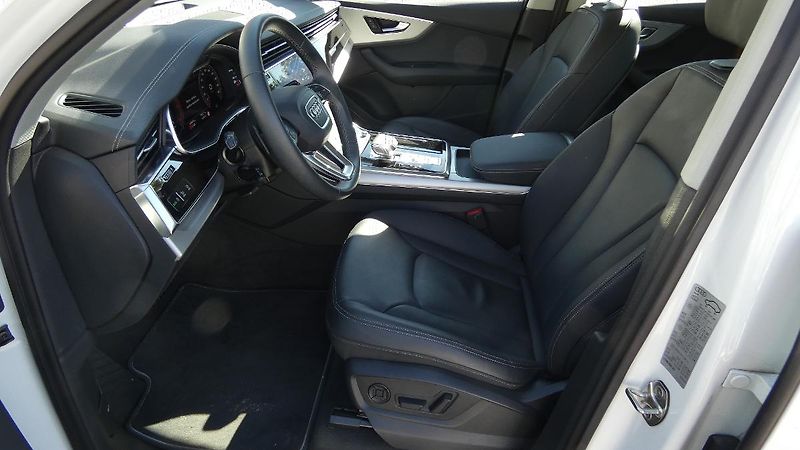 Audi Q7 45 TDI quattro tiptronic - fotka 20 z 26