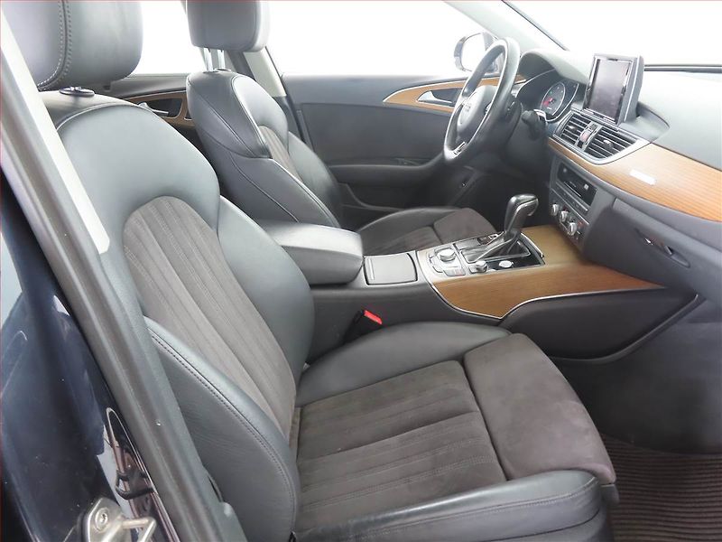 Audi A6 Allroad (2017) 3.0 BiTDI - fotka 9 z 17
