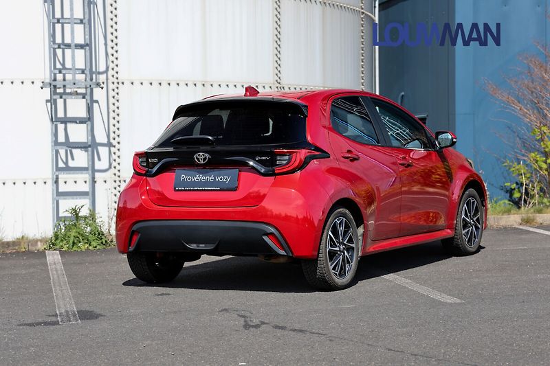 Toyota Yaris AT STYLE - fotka 2 z 19