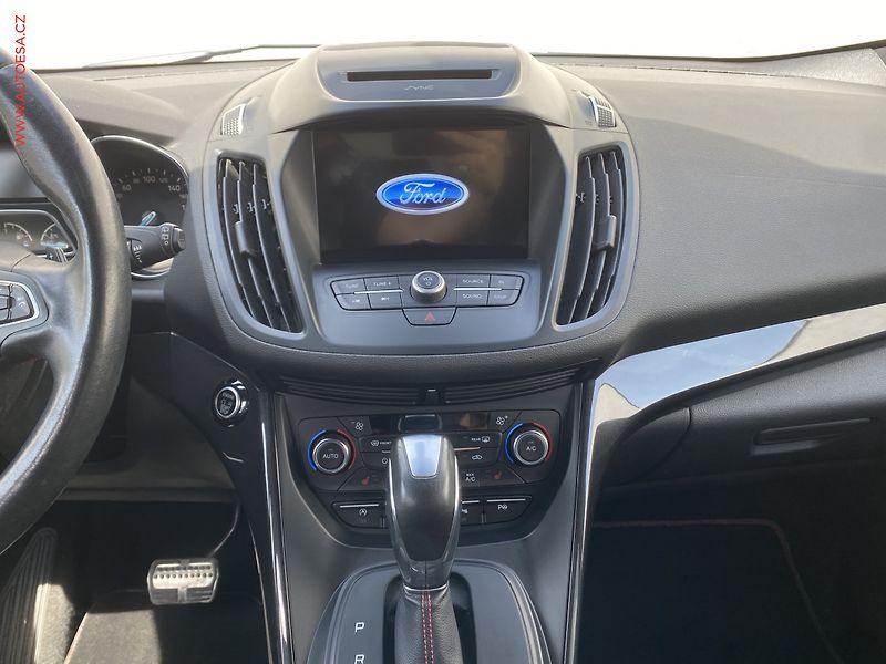 Ford Kuga (2017) 2.0 TDCi AWD, ST-Line, AT - fotka 12 z 18