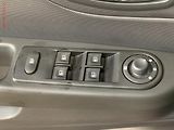 Renault Captur (2013) 0.9 TCe, Navi, park.čidla - náhled 17