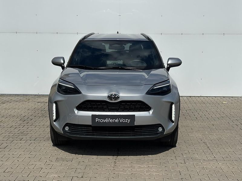 Toyota Yaris Cross 1.5 HSD e-CVT Style AWD - fotka 4 z 27