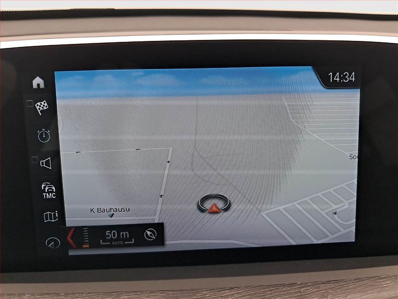 BMW X1 (2019) sDrive18d, Automat, ČR,1.maj - fotka 13 z 20