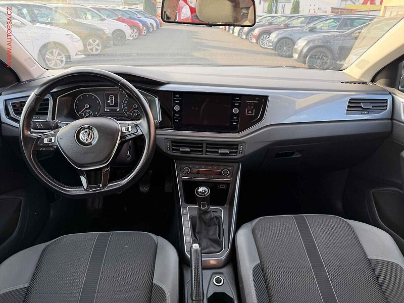 Volkswagen Polo (2018) 1.0TSi, 2.maj,ČR, AC, tempo - fotka 8 z 16