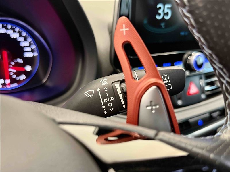 Hyundai i30 2,0   N PERFORMANCE - fotka 19 z 22