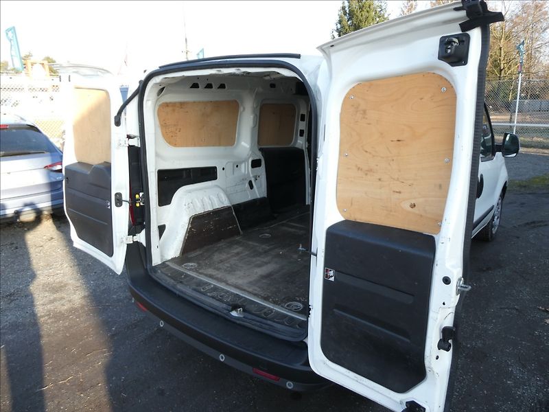 Fiat Dobló cargo 1,4 benzín/CNG SX L2H1,DPH,ČR - fotka 20 z 36