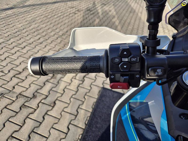 CFMOTO 450 MT-R (2026) - fotka 73 z 78