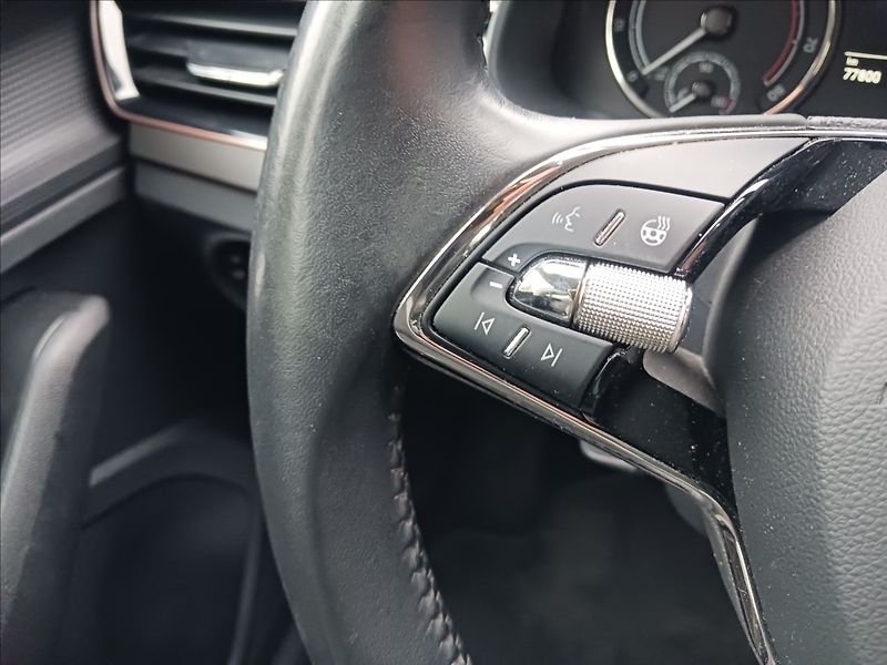 Škoda Kamiq 1,0 TSI 81KW STYLE - fotka 17 z 30