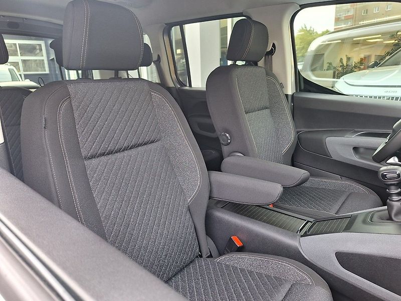 Peugeot Rifter (2026) ALLURE TURBO 110k MAN6 N1 - fotka 11 z 21