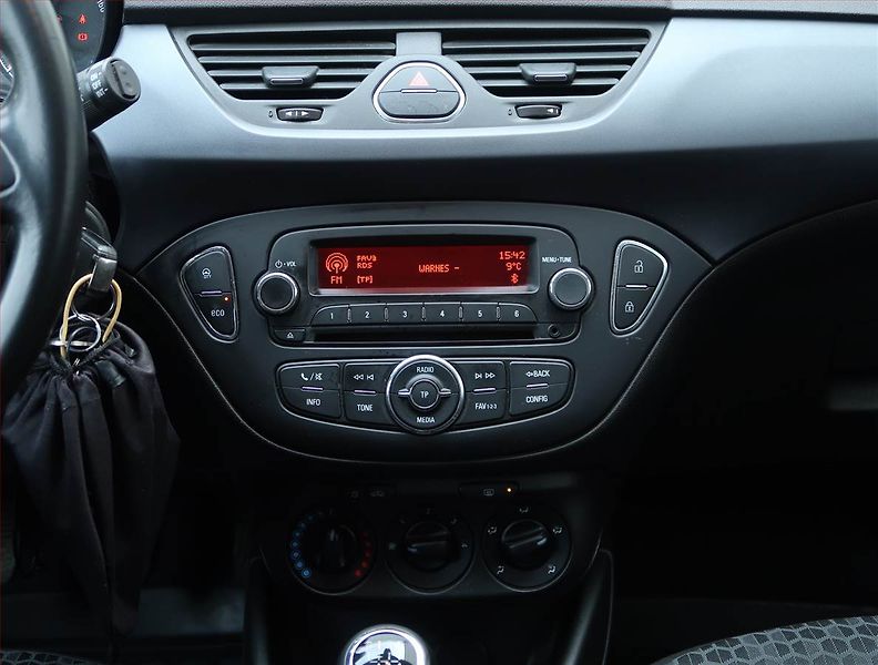 Opel Corsa (2019) 1.4 Turbo, ČR,1.maj - fotka 12 z 16