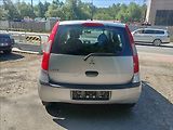 Mitsubishi Colt 1,1 MPi - náhled 10