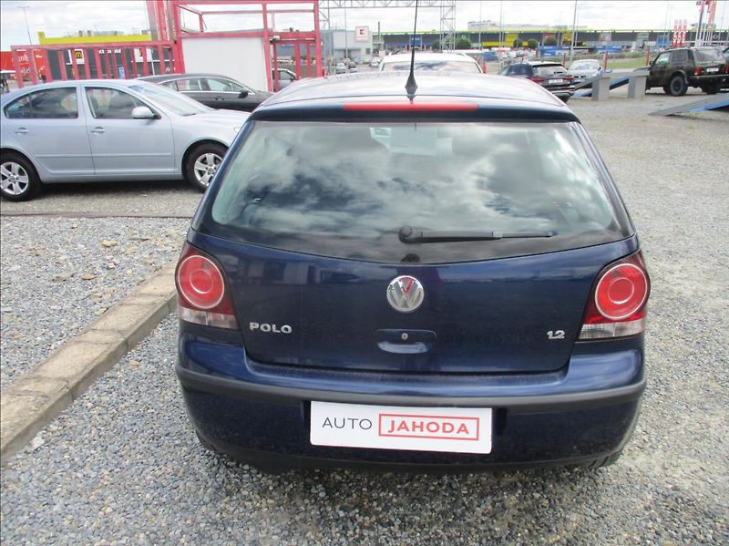 Volkswagen Polo 1,2 i,servisní kniha,ABS, - fotka 6 z 18