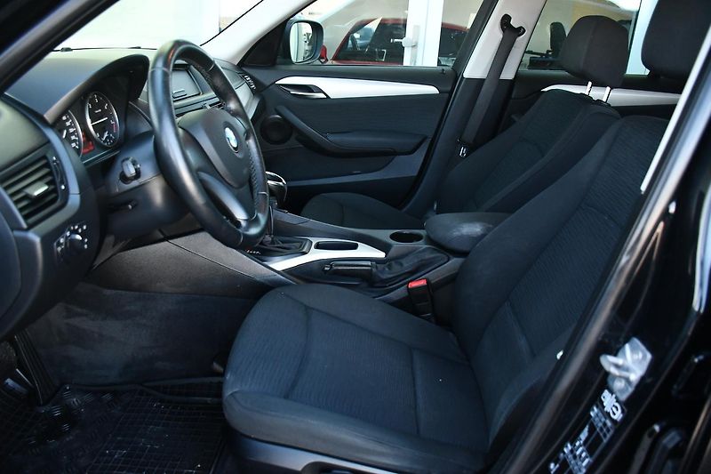BMW X1 xDrive18d 2xALU - fotka 19 z 37