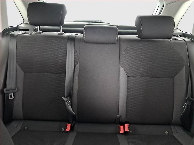 Škoda Rapid (2015) Spaceback 1.6 TDI, Tempomat - fotka 10 z 15