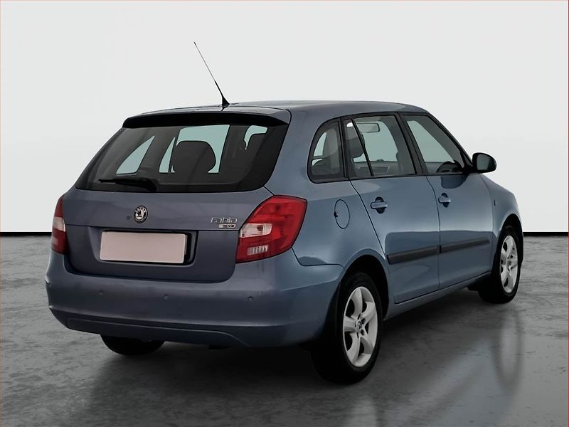 Škoda Fabia (2008) 1.6 16V, Serv.kniha, Tempomat - fotka 5 z 17
