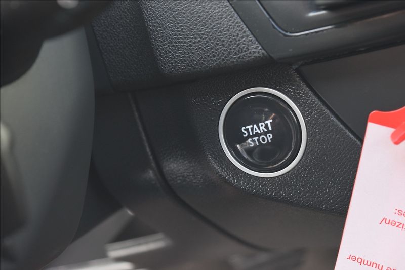 Renault Laguna 2,0 dCi 110KW NATÁČ. ZAD.NÁP. - fotka 46 z 49