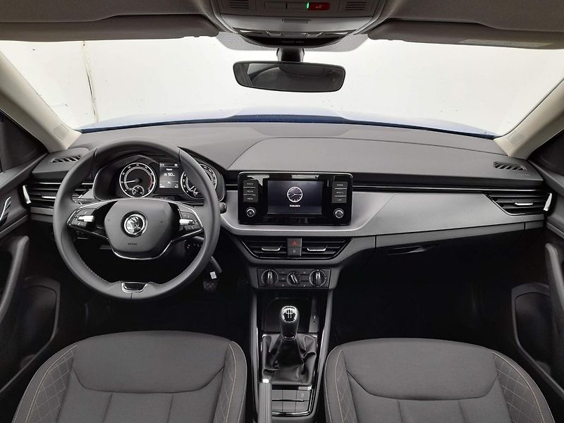 Škoda Kamiq Ambition Plus 1.0 TSI 70kW 5MP - fotka 5 z 20
