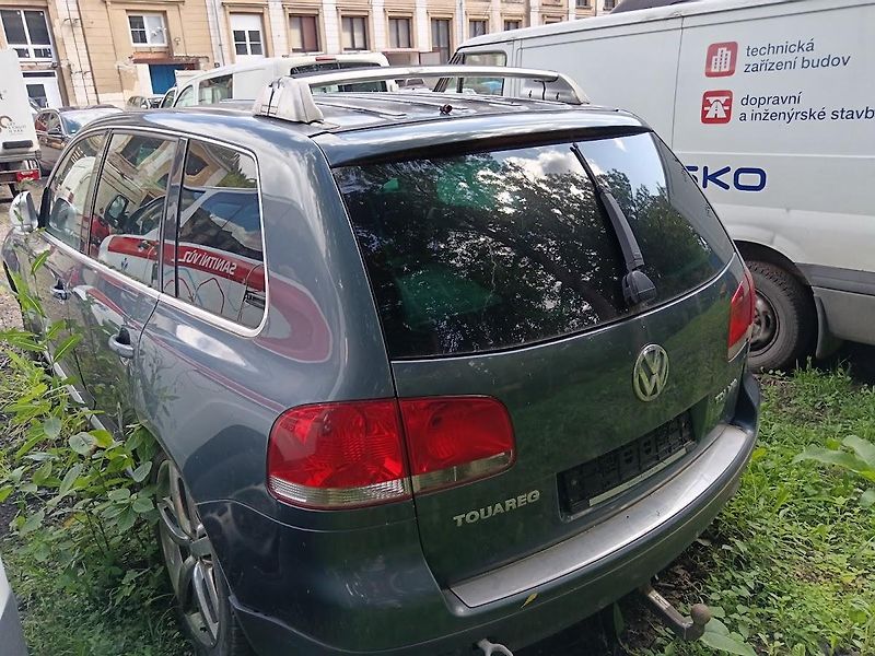Volkswagen Touareg (2004) 5.0 230 kw motor K.O. - fotka 3 z 18