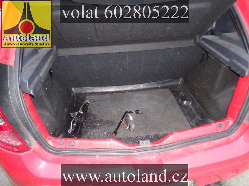 Dacia Sandero (2011) VOLAT 602 805222 - fotka 6 z 9