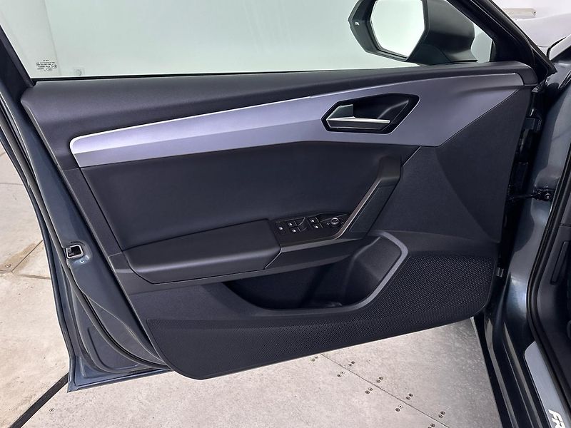 Seat Leon FR - fotka 13 z 28