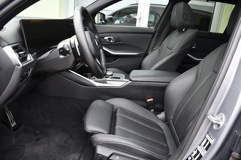 BMW Řada 3 320d xDrive MSPORT ČR 3LZÁRUKA - fotka 13 z 46