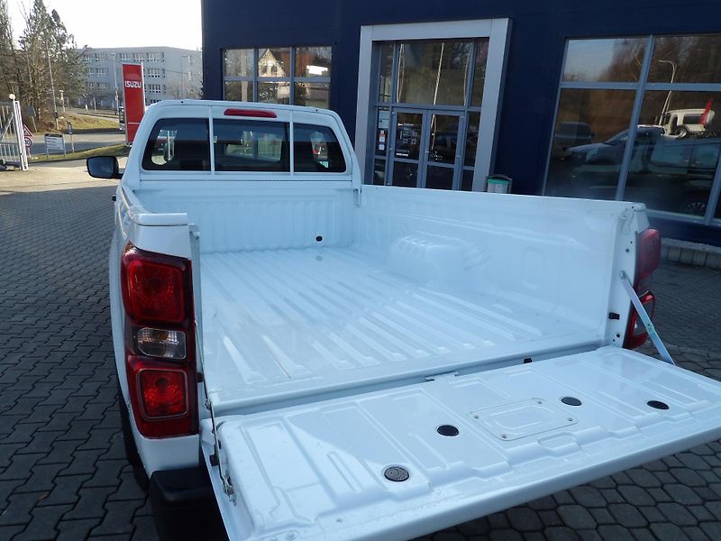 Isuzu D-Max (2026) L 2.2L 163K 4x4 8st A/T - fotka 10 z 32