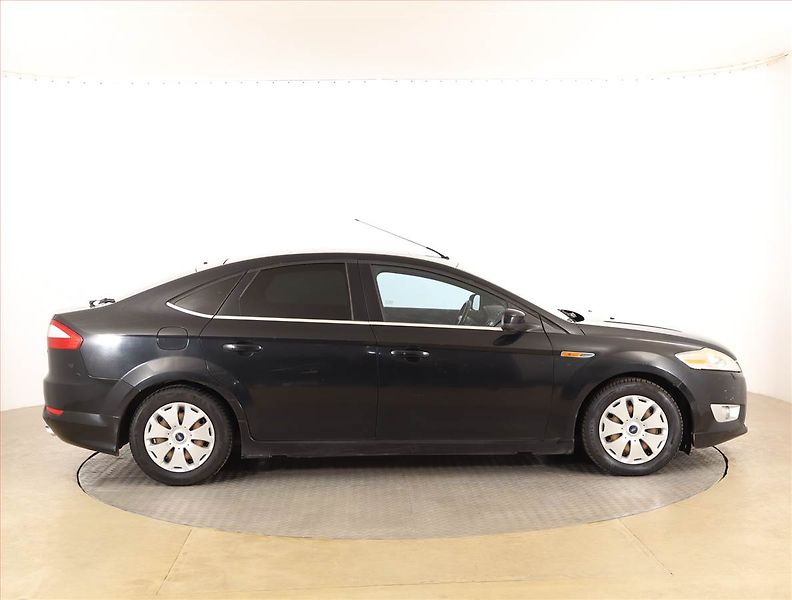 Ford Mondeo (2009) 2.2 TDCI, po STK, zamluveno - fotka 6 z 15