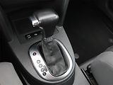 Volkswagen Touran (2010) 1.4 TSI, Automat, 7 míst - náhled 13