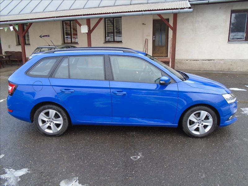 Škoda Fabia 1,0 - fotka 5 z 26