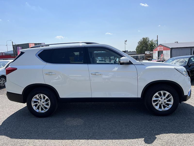 SsangYong Rexton 2.2D 4x2 KAMERA TEMPOMAT  - fotka 8 z 40