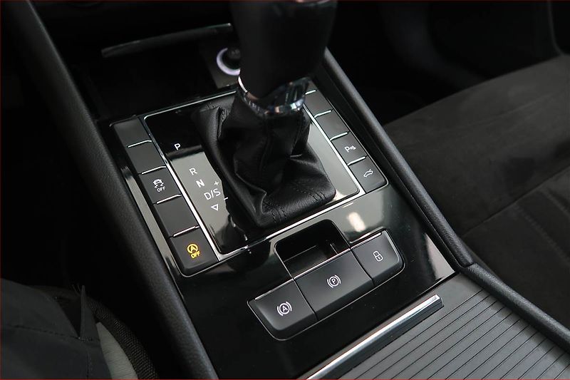 Škoda Superb (2016) Style 2.0 TDI 4x4, 4X4 - fotka 13 z 23