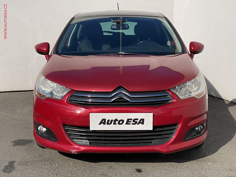 Citroën C4 (2012) 1.6VTi, ČR, Exclusive - fotka 2 z 17