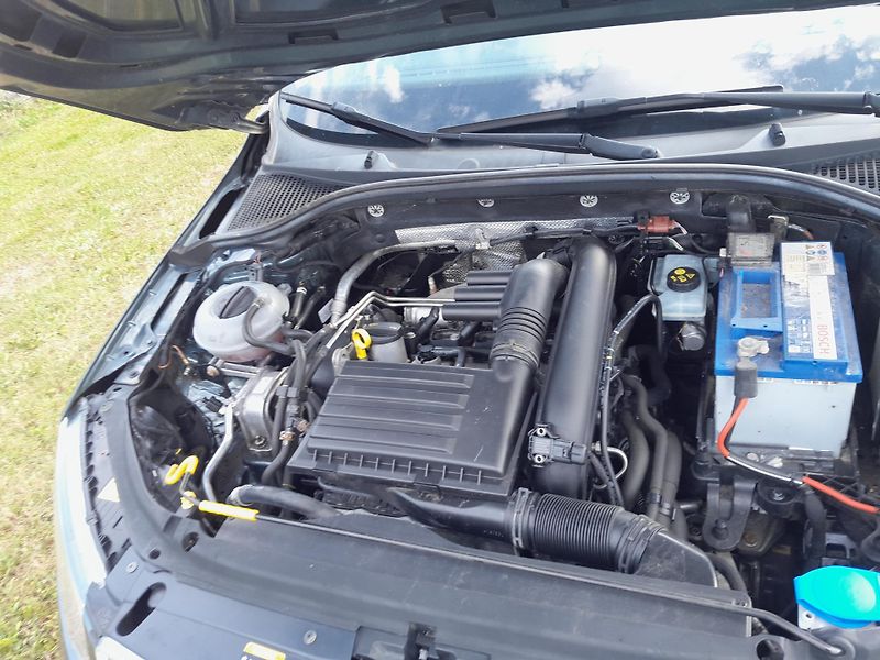 Škoda Octavia (2016) 1,2 TSI Serviska 2x klíč - fotka 10 z 17