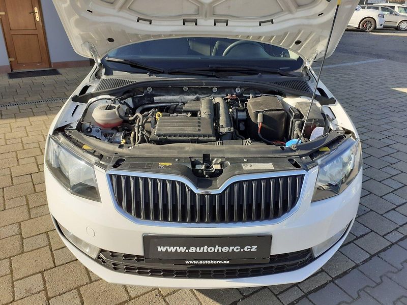 Škoda Octavia (2016) 1.2 TSi ČR 63kW - fotka 21 z 23