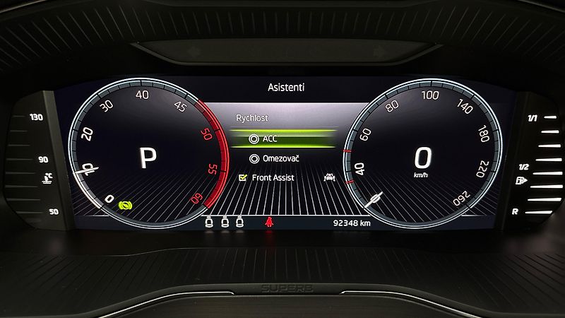 Škoda Superb 2.0 TDI DSG Style Combi - fotka 10 z 25