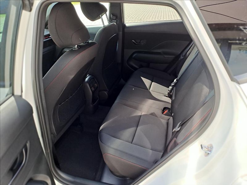 Hyundai Kona (2026) 1,6   1,6 T-GDI 2WD DCT NLINE - fotka 6 z 12