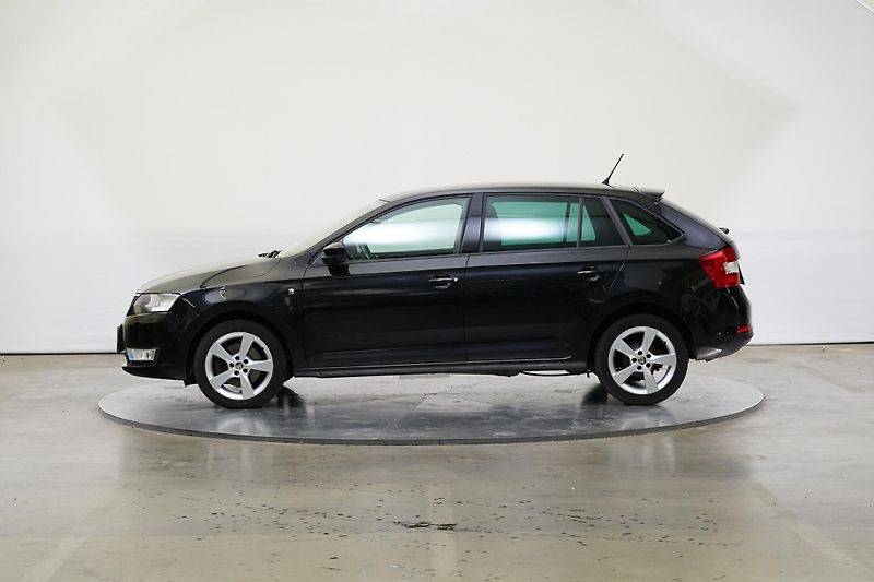 Škoda Rapid - fotka 3 z 25
