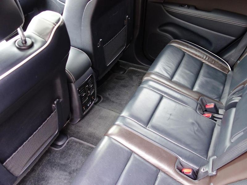 Jeep Grand Cherokee (2015) 3.0CRDi 184kW 4x4 8A OVERLAND - fotka 24 z 37