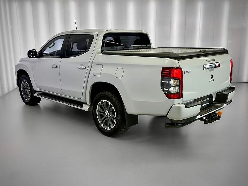 Mitsubishi Ostatní 2.2D-iD A/T INTENSE 4WD DOUBLE - fotka 5 z 20