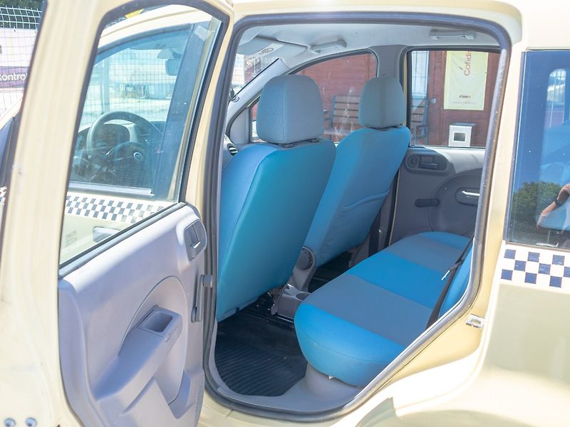 Fiat Panda (2005) 1.2i 44KW SERVO – KLIMA - fotka 26 z 36
