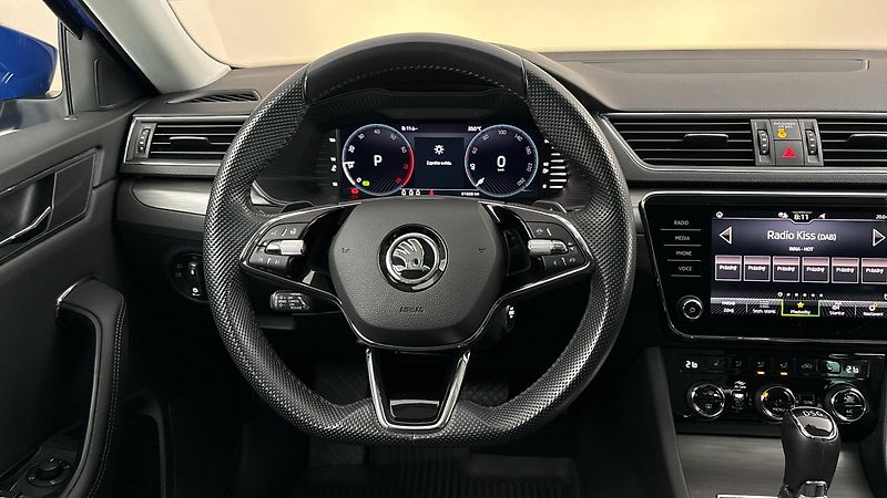 Škoda Superb 2.0 TSI DSG Style Combi - fotka 9 z 29