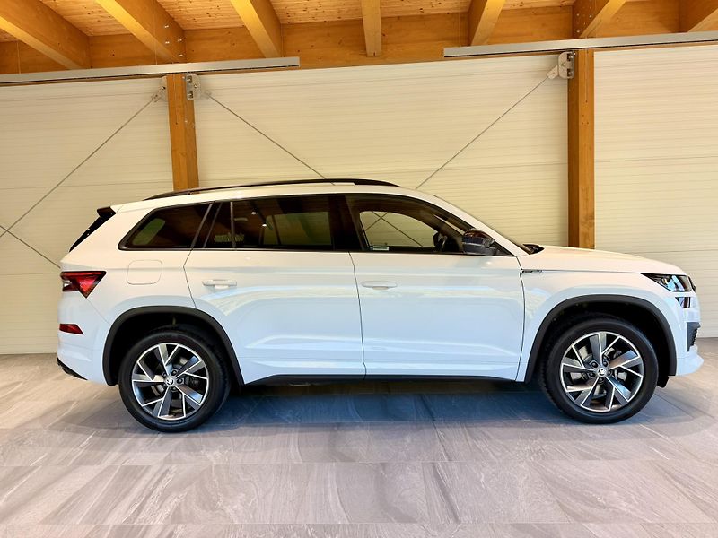 Škoda Kodiaq 2.0 TDi 147 Kw DSG Sportline - fotka 2 z 31