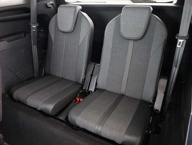 Peugeot 5008 (2019) GT Line 1.5 BlueHDi, Automat - fotka 15 z 19