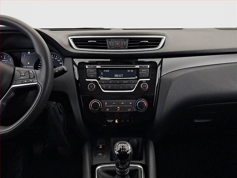 Nissan Qashqai (2018) 1.2 DIG-T, Serv.kniha - fotka 12 z 18