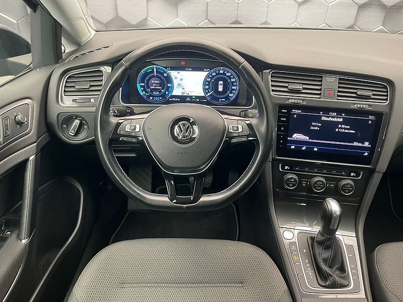 Volkswagen e-Golf 93,1% SoH, tep.čerp. virtual k - fotka 9 z 95