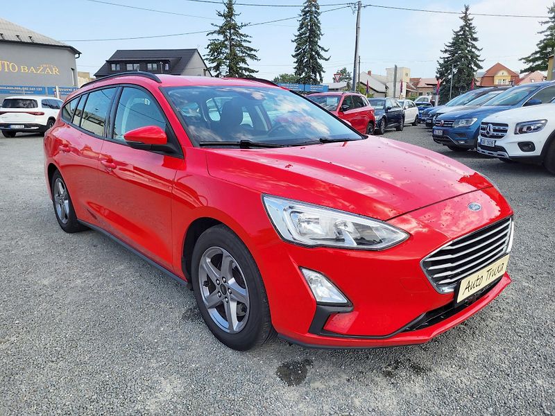 Ford Focus TREND 1.0 EcoBoost 92kW kombi - fotka 6 z 43